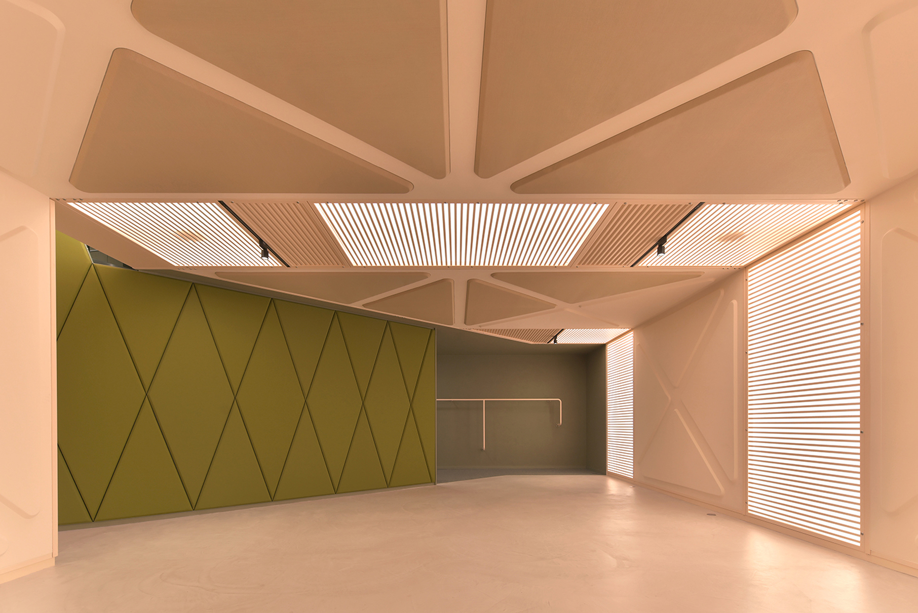 XYZ Lounge, Ghent, Didier Fiúza Faustino, Stylepark