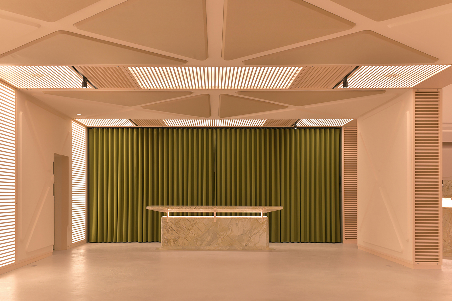 XYZ Lounge, Ghent, Didier Fiúza Faustino, Stylepark