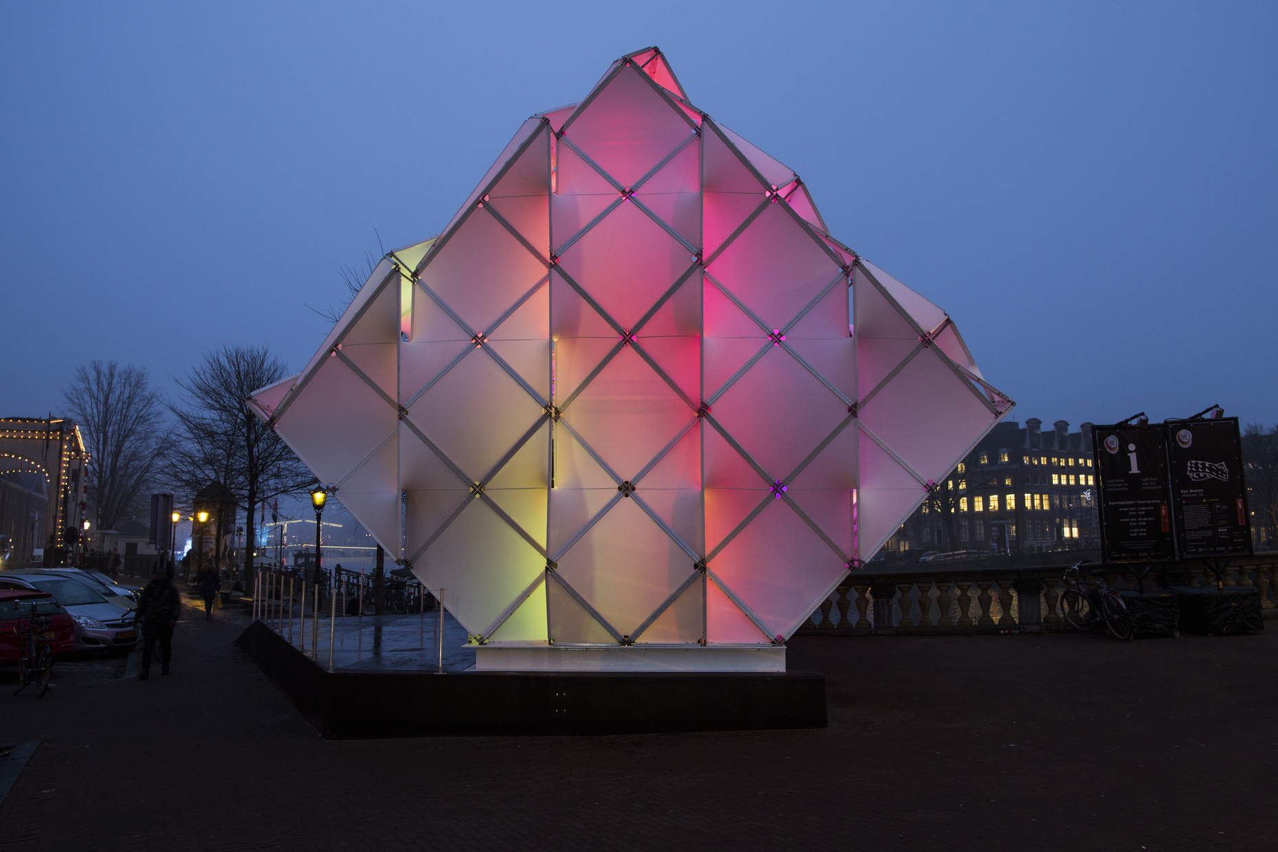 Eye_Beacon Pavillon Amsterdam 2016, UNStudio, MDT-Tex