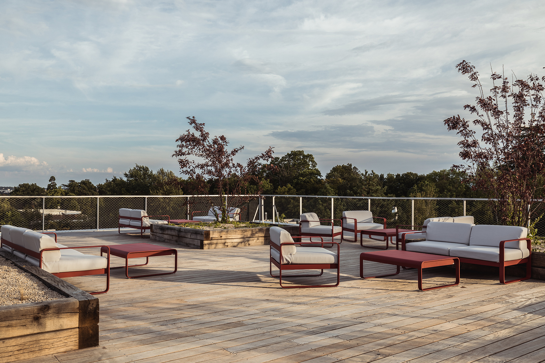Fermob emlyon Business school roof terrace Bellevie Luxembourg Stylepark