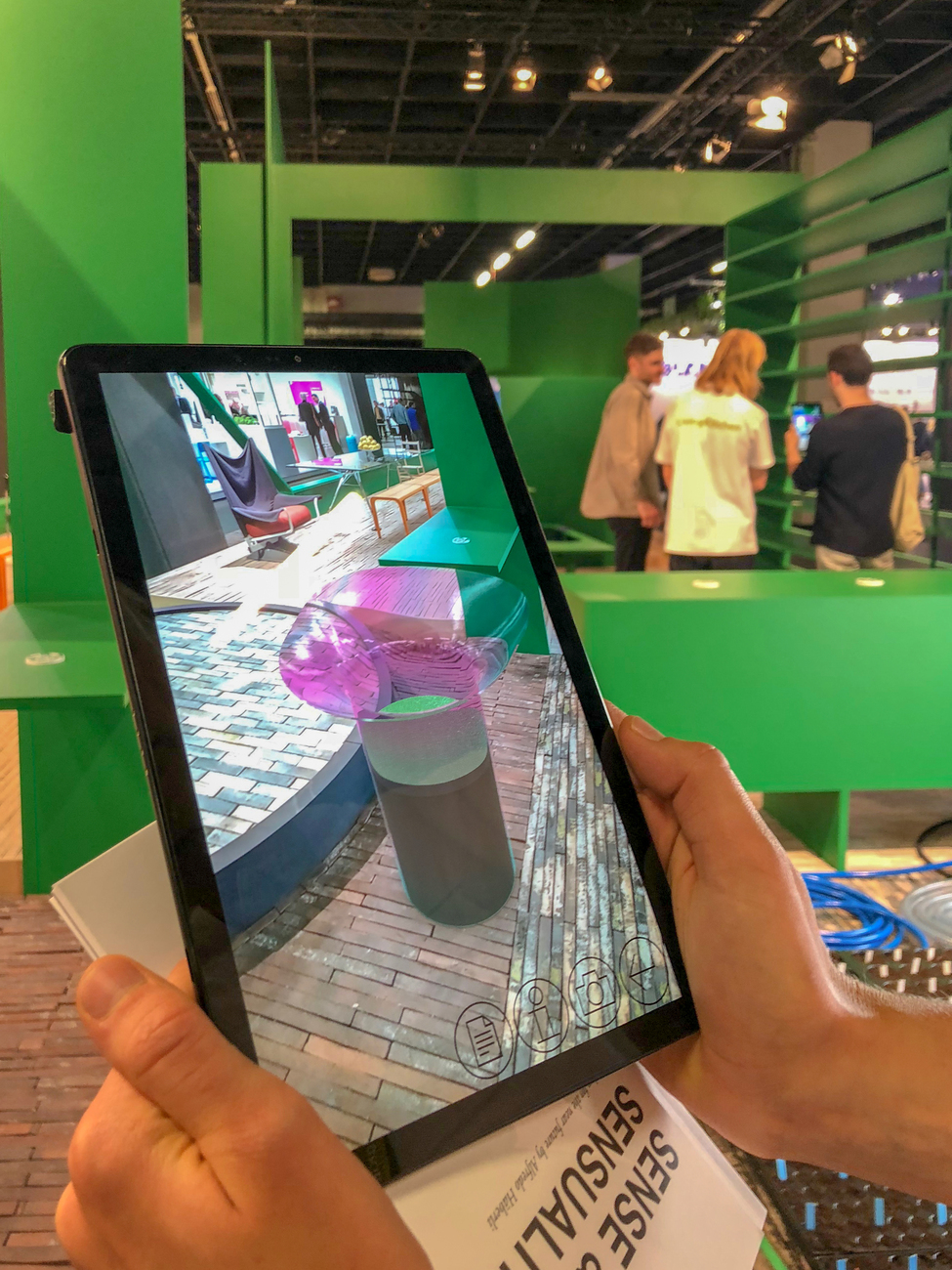 A compost collector is part of the comprehensive sustainability concept of Future Kitchen.