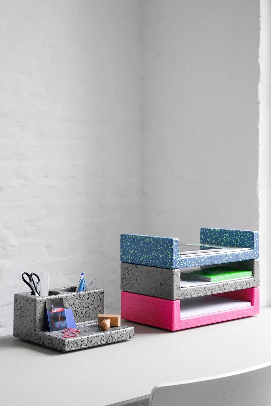 Unit One pen holder and paper tray