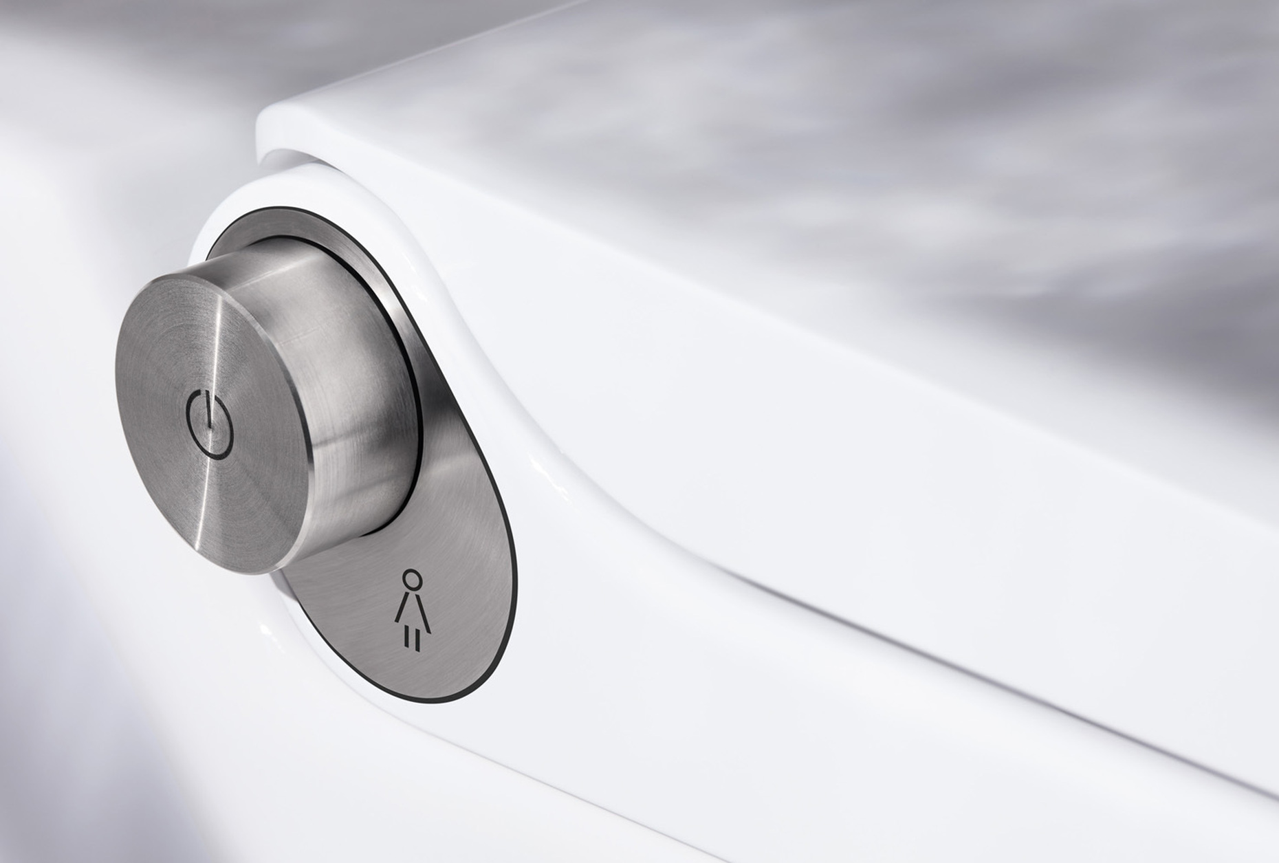 A veritable multitasker is the compact shower toilet “Cleanet Riva” in a sleek design - there are seven settings for regulating temperature, intensity and position of the jets.