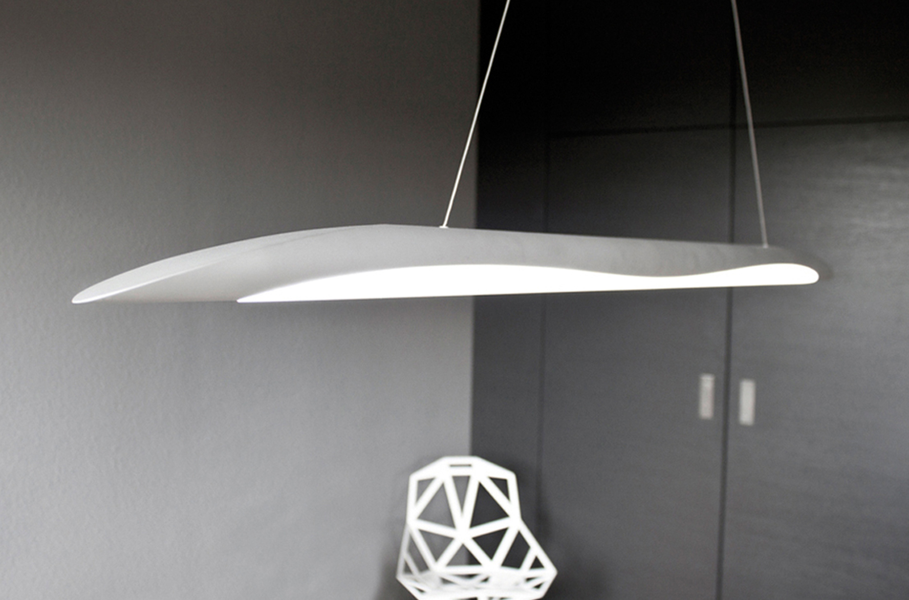 In 2010 Markus Bischof presented his LED luminaire “T1” in the “Young Design” section at Light + Building – the establishment of his “design bureau” in Nuremberg.