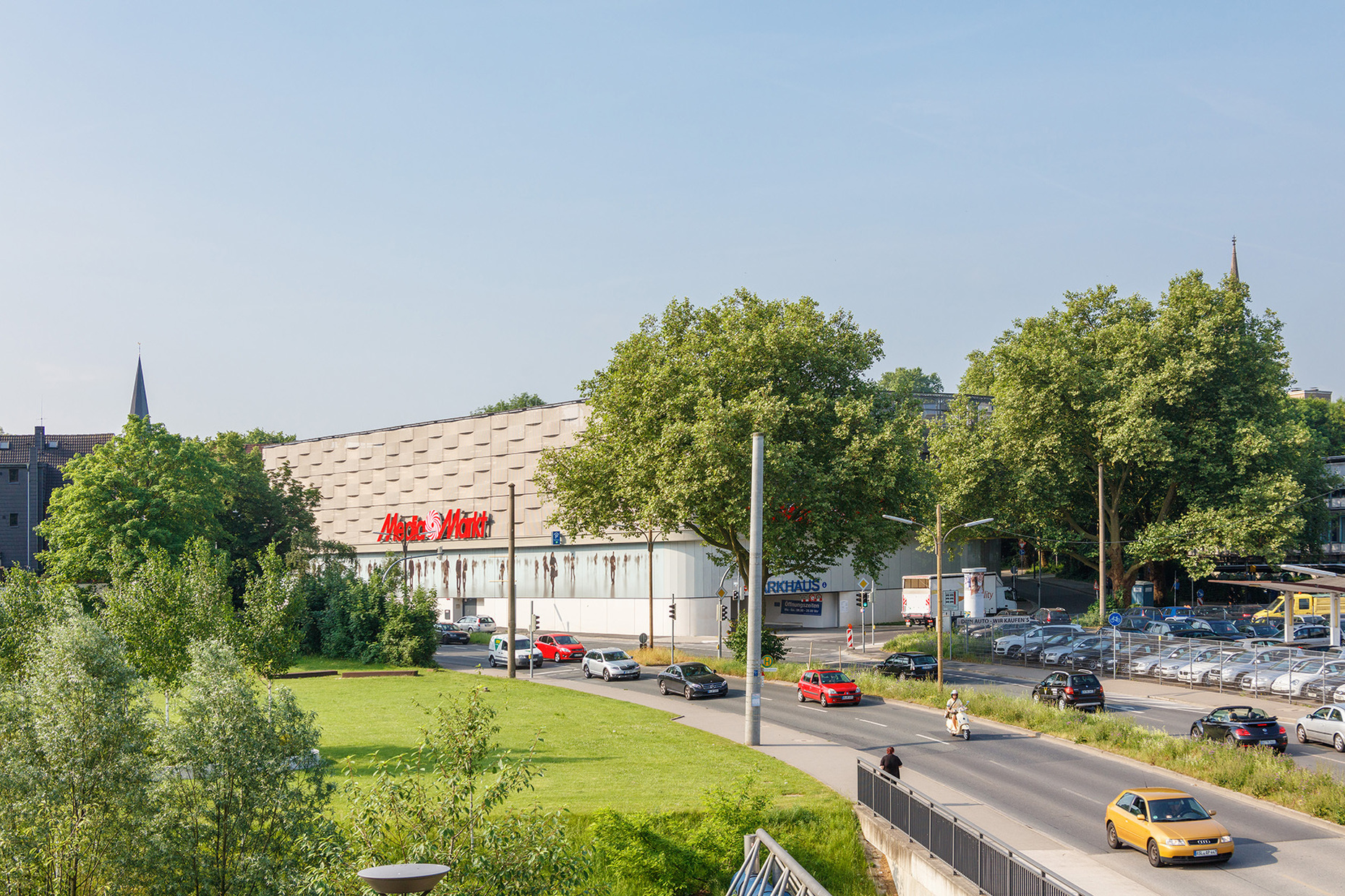 Mediamarkt in Dortmund-Hörde, Aluminium-Fassade von Nattler Architekten