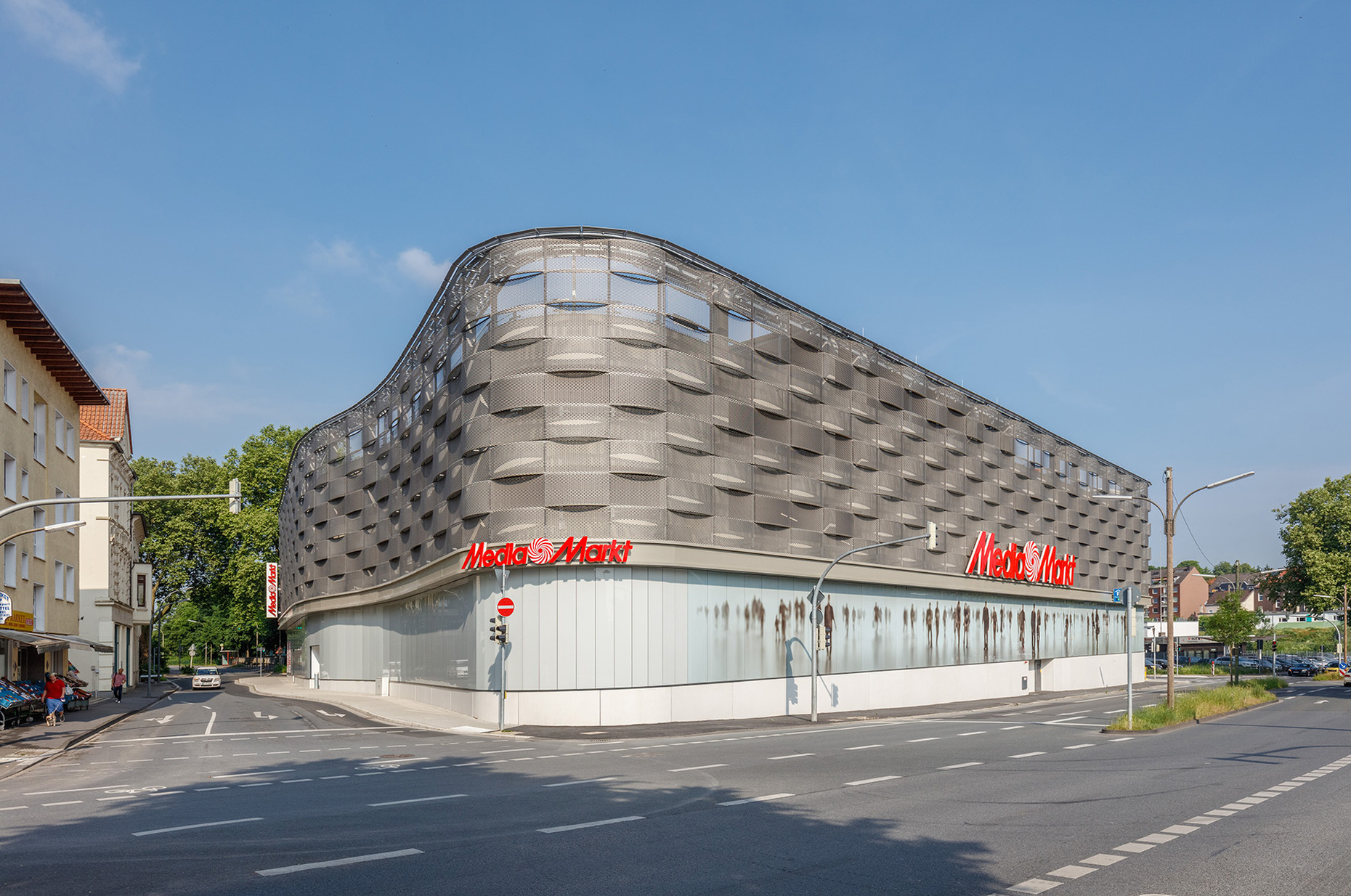 Mediamarkt in Dortmund-Hörde, Aluminium-Fassade von Nattler Architekten