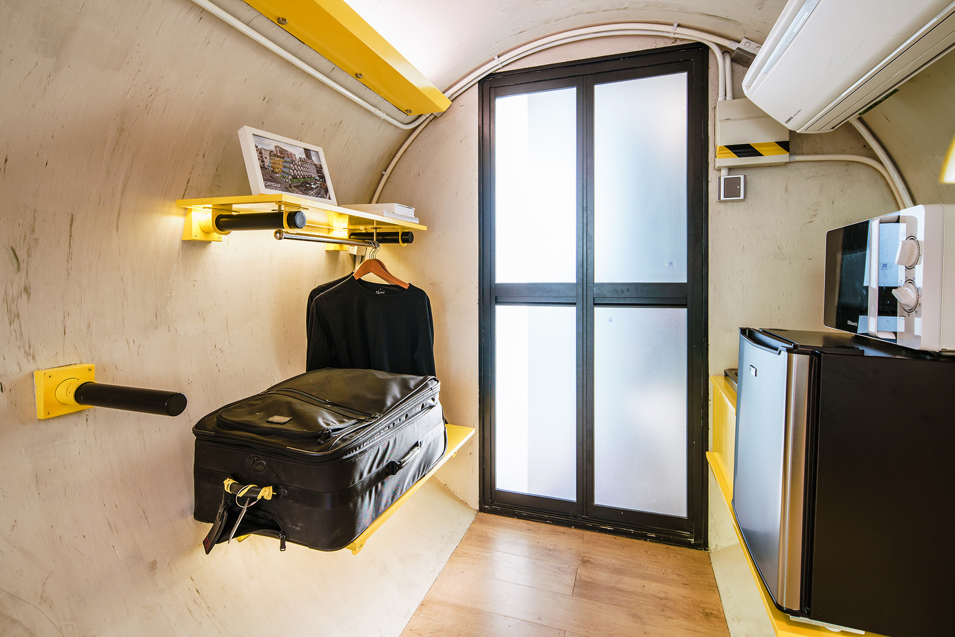 OPod Tube House, Living in the tube