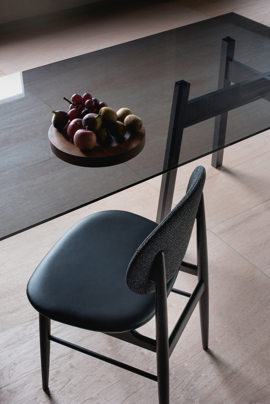 Chair "Outline"