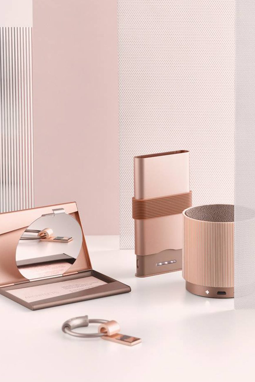 Pauline Deltour Lexon Fine Stylepark