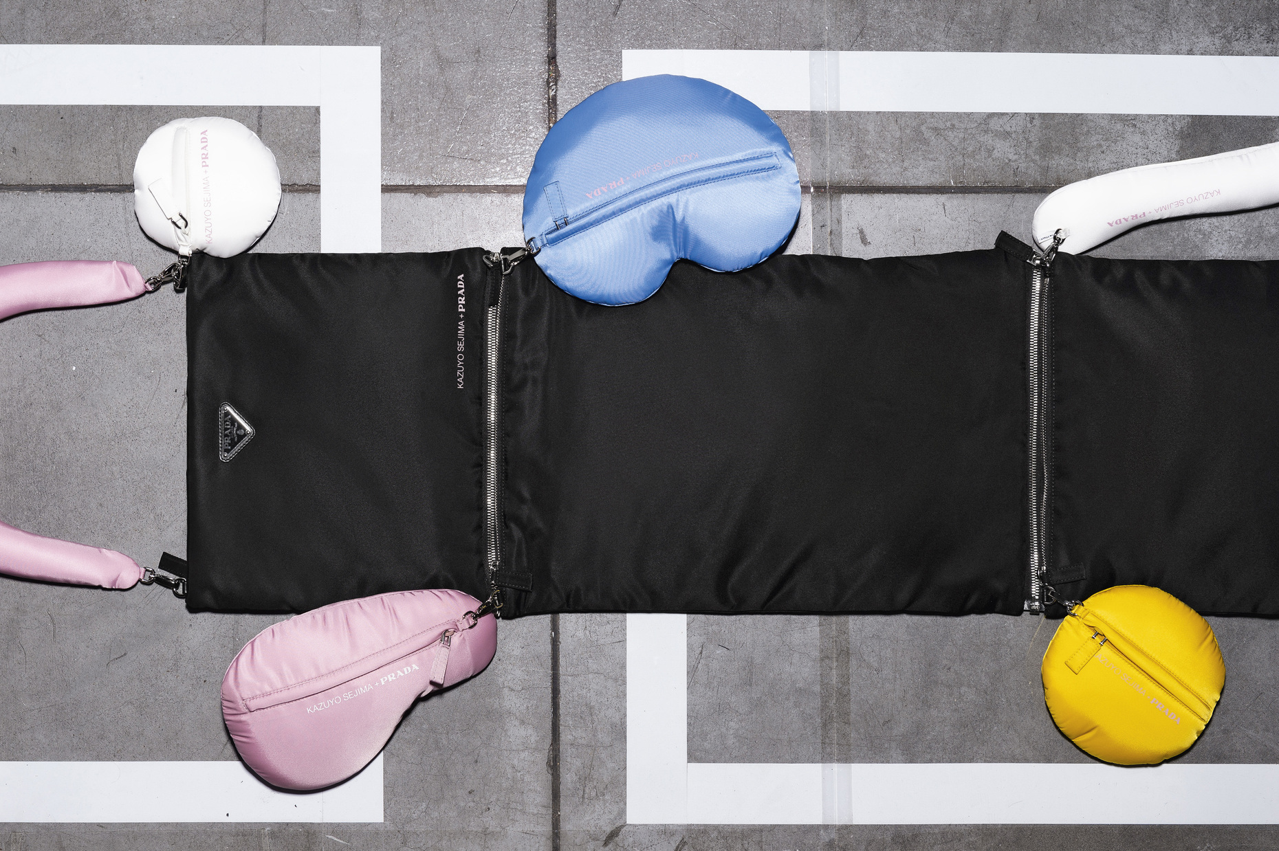 Kazuyo Sejima from SANAA has designed "yooo bag" / "daln bag" for Prada.