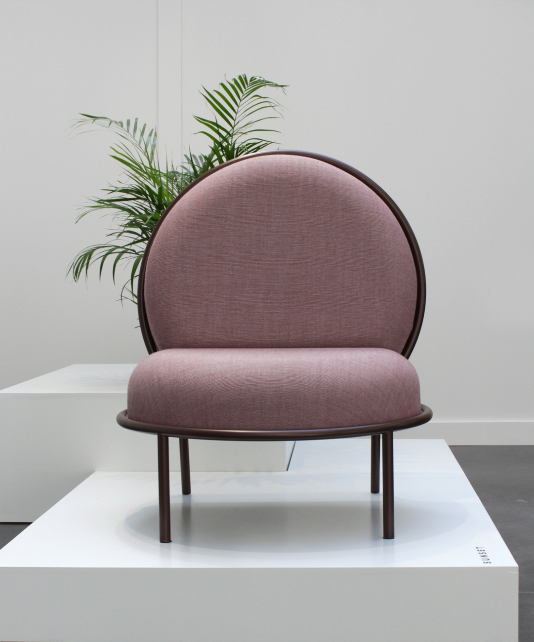 Stylepark-We-Are-Forms-Lounge-Chair-Sunset.jpg