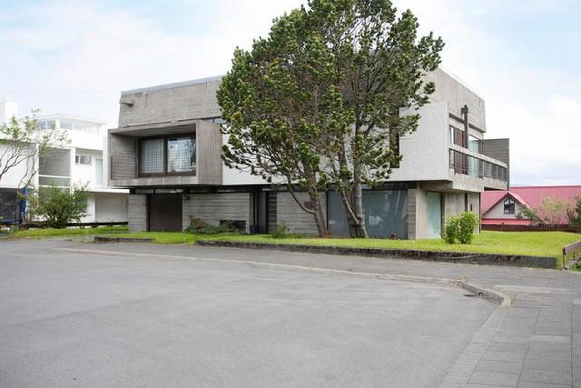 Villa of architect Högna Sigurardottir in Reykjavik Stylepark