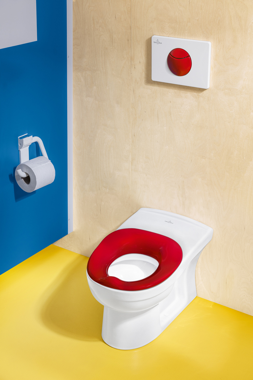 Especially for the youngest children, a removable foam seat ring has been designed to resemble the ergonomic shape of a children's potty.