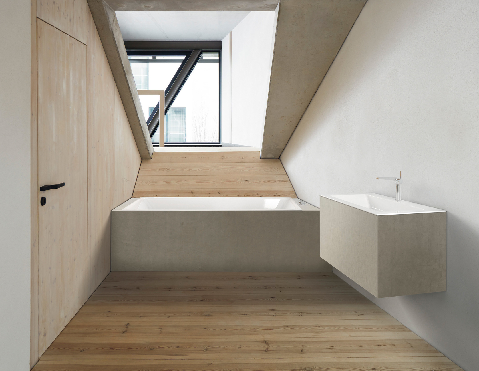 BetteLoft: The folded tub edge measures just 8 mm, allowing for flush-mounting and easy cleaning.