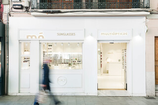 Multiopticas Palma de Mallorca 0101. White Nature  von  KRION