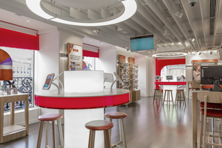 Vodafone Puerta del Sol 6405. Happy Red  von  KRION