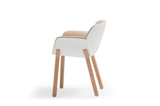 Nuez Chair wooden base  by  Andreu World