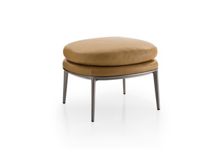 CARATOS ottoman  by  Maxalto