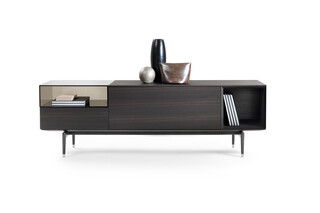 Jeremy  von  Flexform
