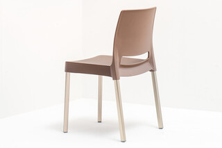 JOI 870  von  Pedrali