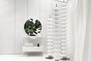 Milano Free-standing  by  Tubes