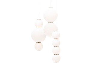 Pearls chandelier 3 lustre  by  Formagenda