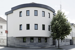 öko skin & formparts, TIWAG company building  by  Rieder