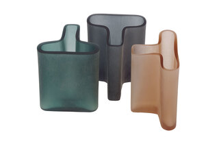 T vase  by  ligne roset