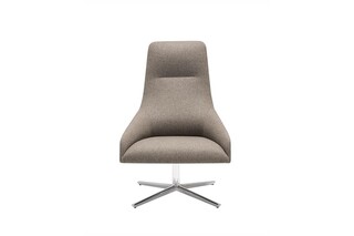 Alya lounge chair with  four-star swivel base  by  Andreu World
