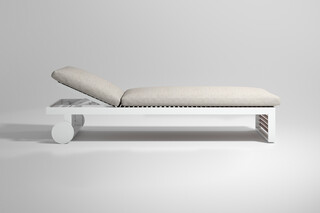 DNA Teak lounger  by  Gandia Blasco