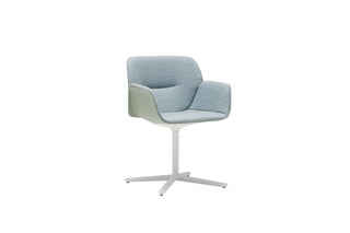 Nuez Chair four-star base  by  Andreu World