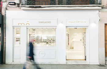 Multiopticas Palma de Mallorca 0101. White Nature