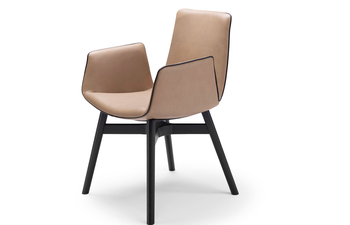 Amelie Armchair mit Kreuzzarge