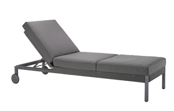 Club lounger