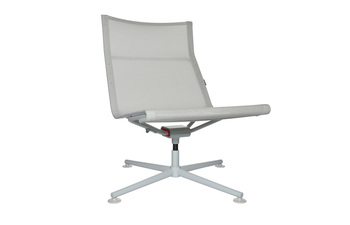 d1 low chair