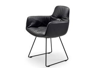 Leya armchair high with skid frame