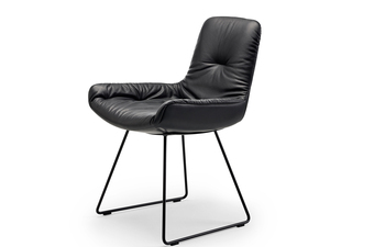 Leya armchair low with skid frame