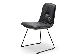 Leya chair with skid frame