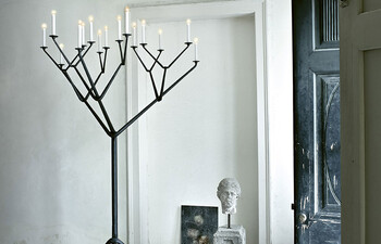 OFFICINA tree candle holder