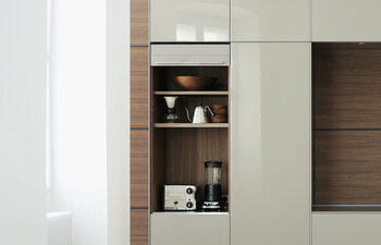 bulthaup b3 Rollladenaufsatzschrank