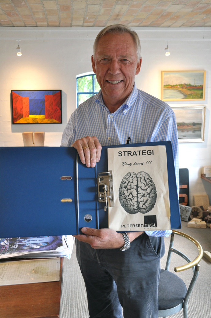 Clear strategy: Use your brain!