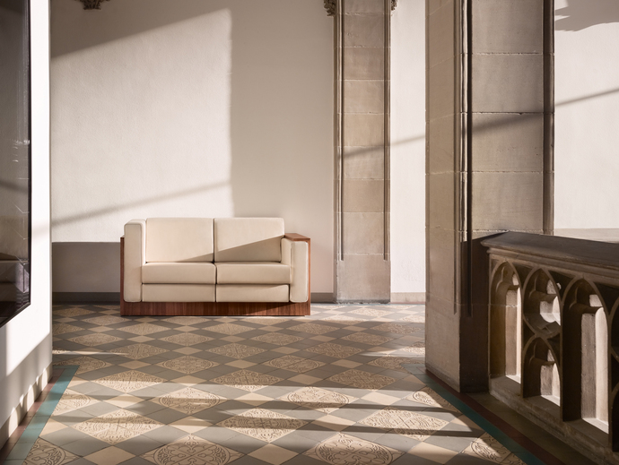 Parole: The "Alpha Seating Sofa" was originally designed by Richard Neutra as an installation furniture for the Lovell Health House in Los Angeles.