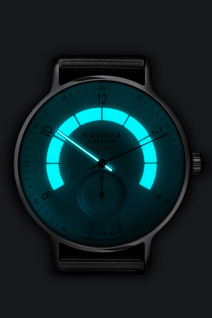 Nomos Autobahn Aisslinger Stylepark