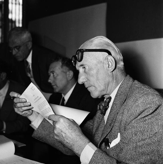 Le Corbusier belonged to the Advisory Committee of Architects, who advise the creators of the UNESCO headquarter in Paris.