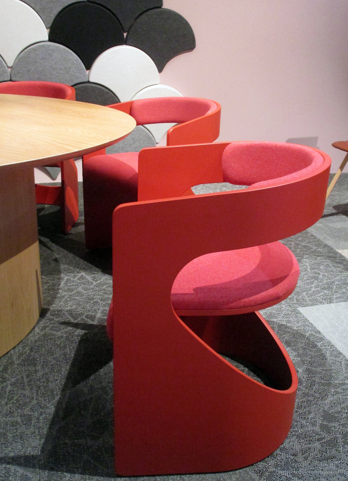 The seventies are back: "Lucky" from Blå Station plays swingingly with open and closed surfaces.