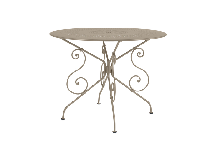 1900 Table D96 Muscade