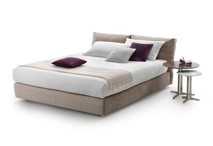 Flexform Newbridge Soft Bed