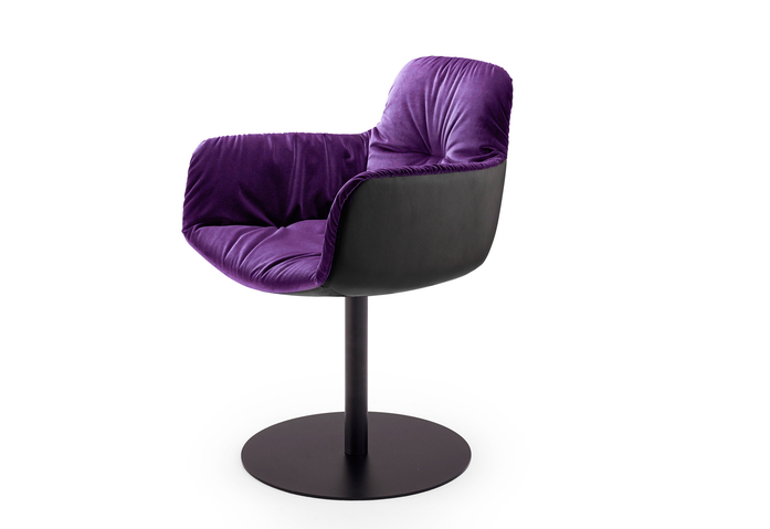 Leya Armchair High Tellerfuss 2