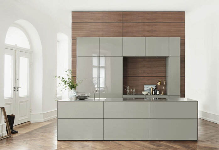 Bulthaup B3 Drehschiebetrenschrank 02
