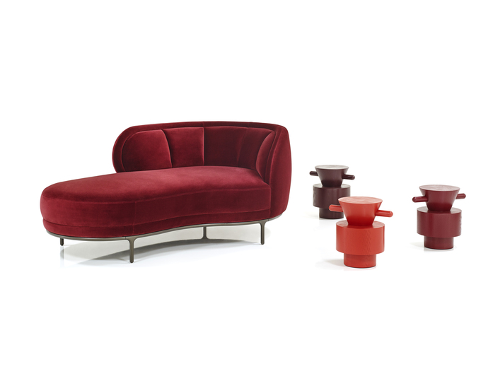 Vuelta Chaiselounge Grain Cut Table